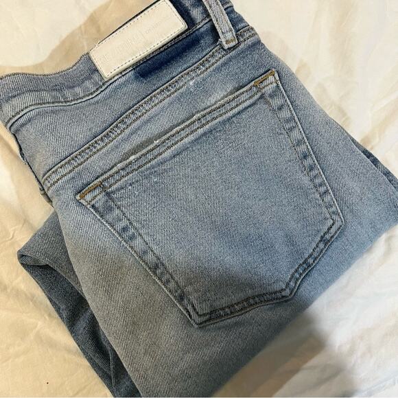 Re/Done Jeans High Rise Stove Pipe Jean in Livedilight Blue size 30 - Picture 15 of 16